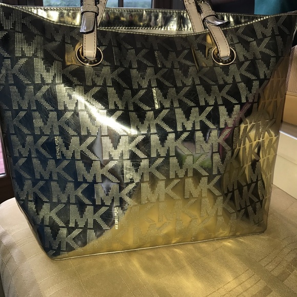 Michael Kors Handbags - Gold Michael Kors Tote